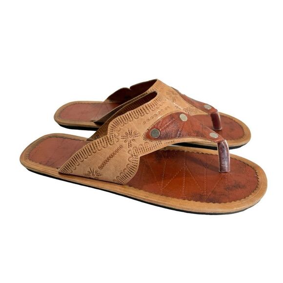 Handmade Tooled Leather Unisex Flat Sandals - Picture 6 of 10